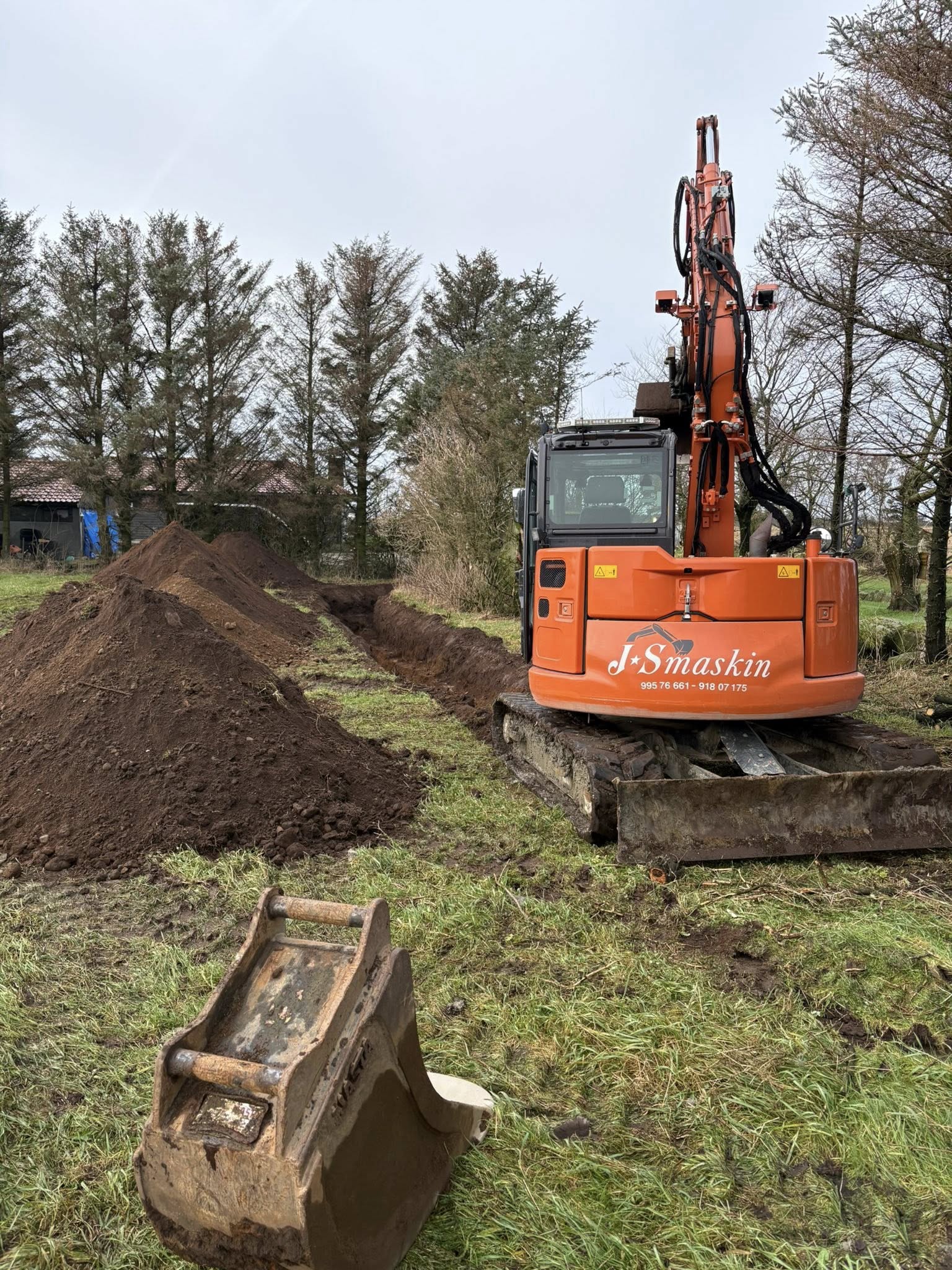 JS maskin gravemaskin